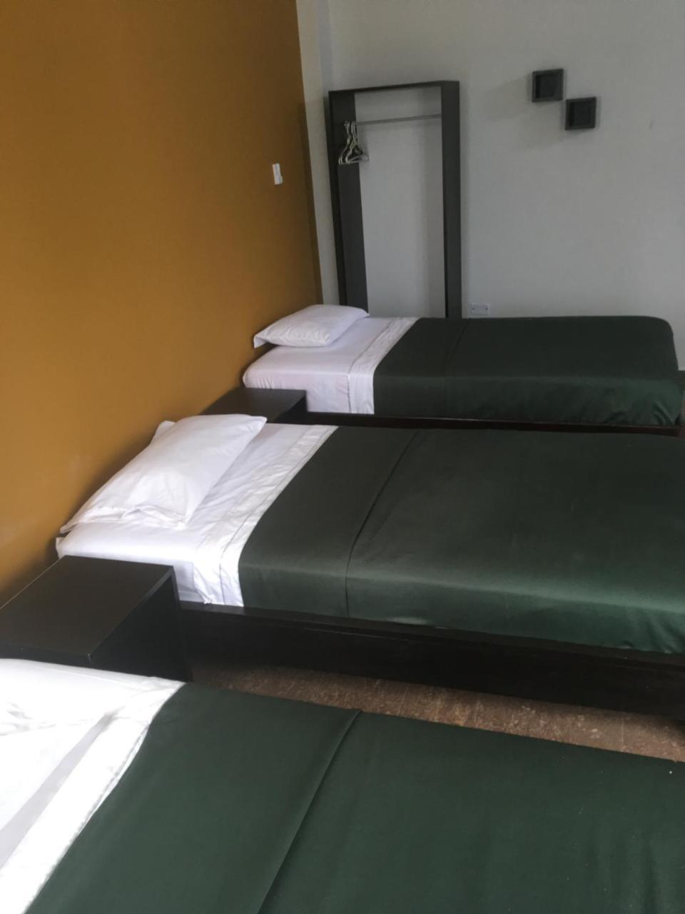 Hotel Central تارابوتو المظهر الخارجي الصورة